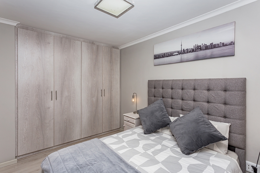 2 Bedroom Property for Sale in Parklands North Western Cape